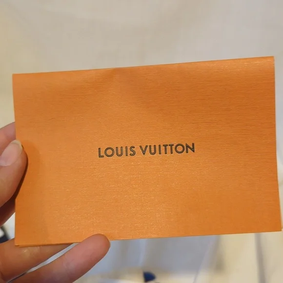 Authentic Louis Vuitton jewelry bags (2) with matching ribbon, note card,receipt - Picture 5 of 6